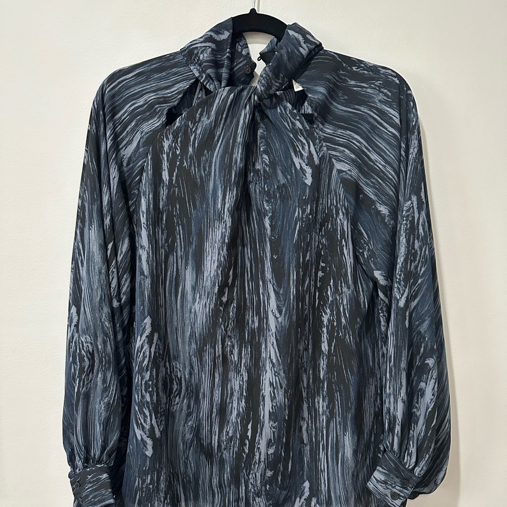 💕4 for $12 Sale!💕 H by Halston Top